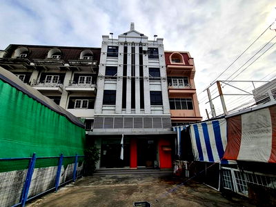 สำนักงาน ซอยอ่อนนุช (สุขุมวิท 77) : B10014 ขายสำนักงาน อ่อนนุช แขวงสวนหลวง เขตสวนหลวง กรุงเทพมหานคร