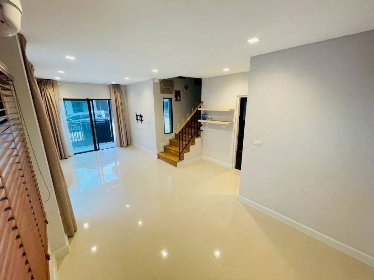 รูป ✨ ขายด่วน! บ้านแฝดสุดสวย VENUE เวสต์เกต บางใหญ่ | 39 ตรว. | ราคาเพียง 3.9 ล้านบาท List No. 95249 - รูปที่ 8/11