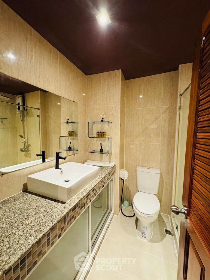 picture 1-BR Condo at View Talay 3 Condominium Pratumnak close to Phratamnak (ID 2470703) - 11/11