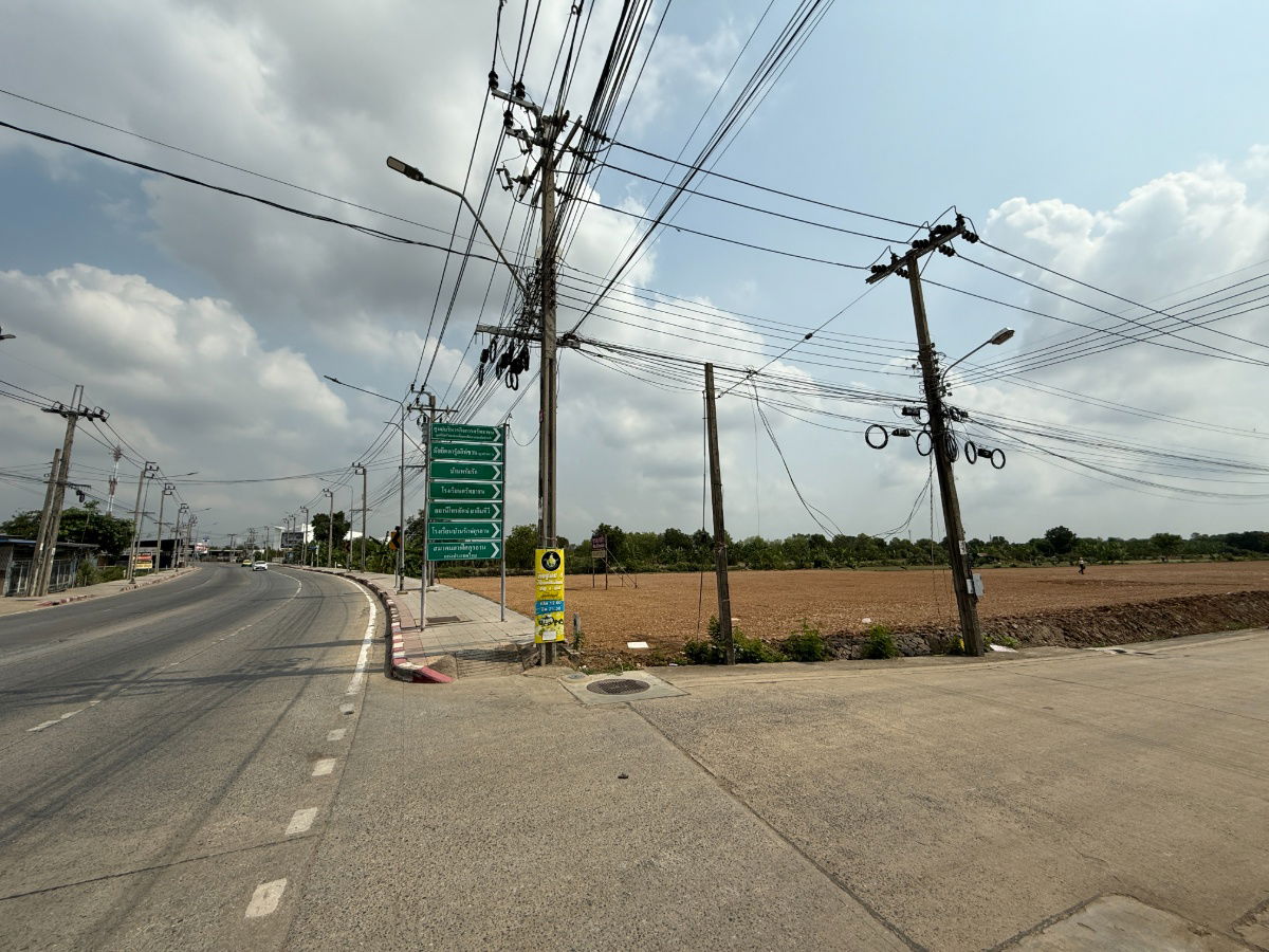 รูป แบ่งขายที่ดิน 3 ไร่ ถมแล้ว หน้ากว้าง ทำเลดี ติดถนนใหญ่ ซ.หทัยราษฏร์ 50 คลองสามวา กรุงเทพ - รูปที่ 3/5