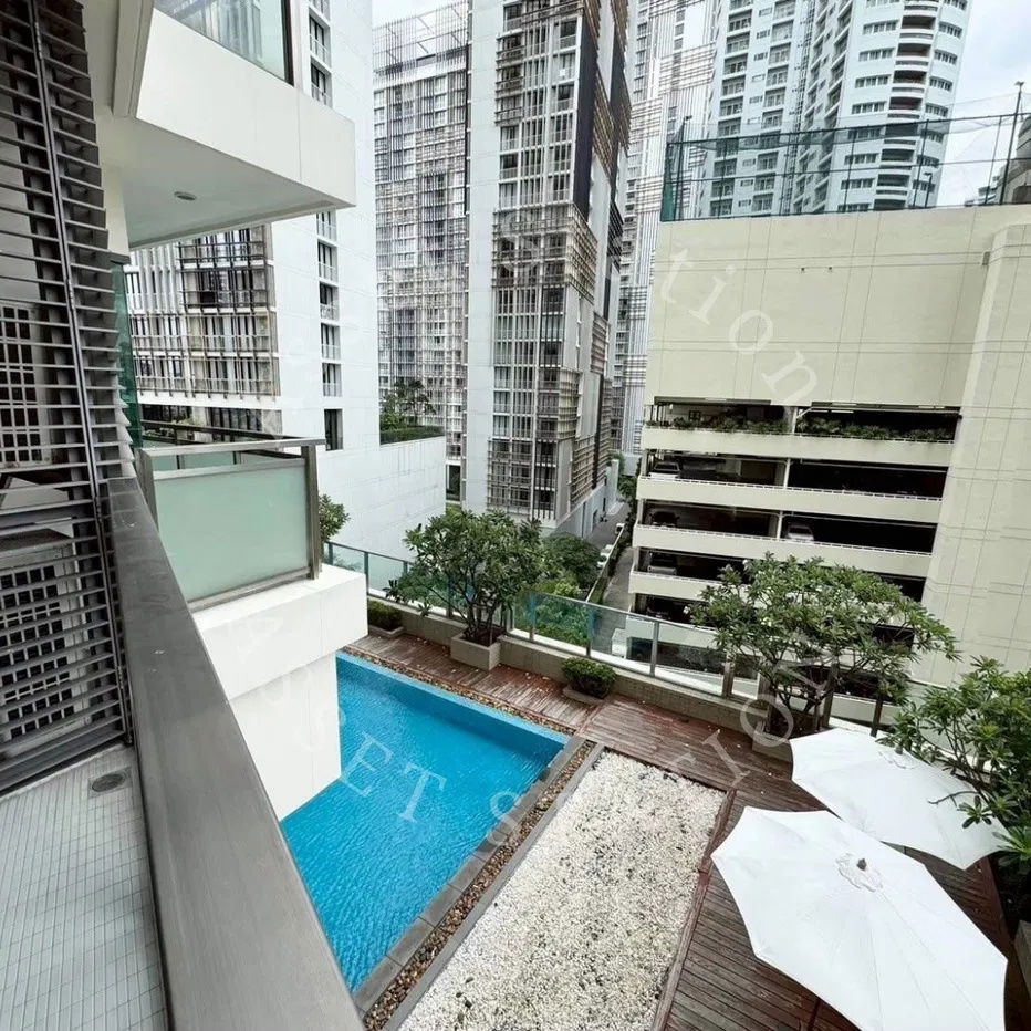 picture Bright Sukhumvit 24, a luxury condominium for business professionals, is located in the heart of the city, near BTS Phrom Phong. - 12/12