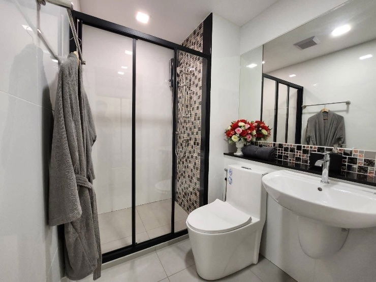 รูป Code: TP13 ให้เช่า
เดอะวัน พลัส แกรนด์ หัวหมาก (หัวหมากซ.18)
The 1 Plus Grand Huamak
📌พร้อมอยู่ต้นเดือนมกราคม 2569
- รูปที่ 9/10