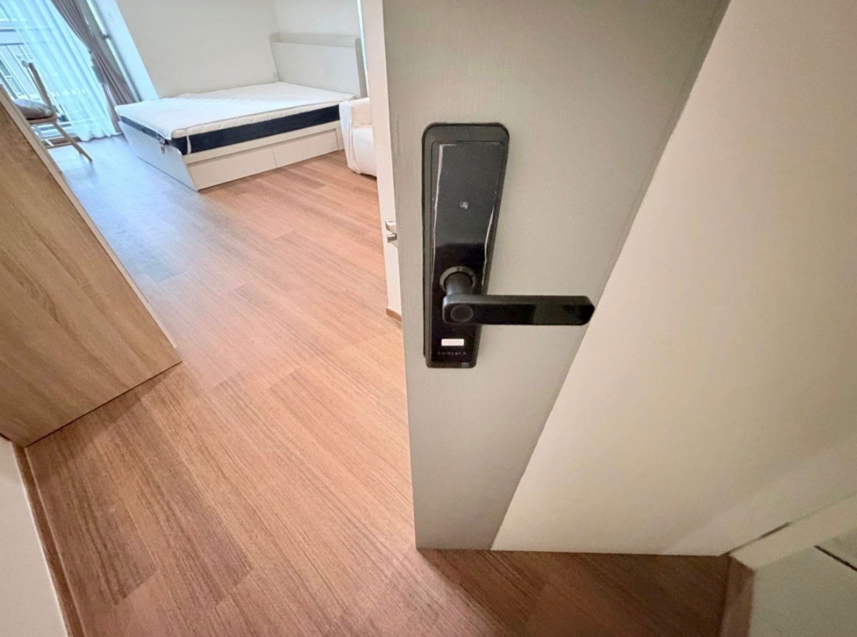 รูป code : E224 ให้เช่าคอนโด ลุมพินี คอนโดทาวน์ เอกชัย 48 (Lumpini Condo Town Ekkachai 48) | ห้องสวย เฟอร์ครบ มีดิจิตอลดอร์ล็อก พร้อมเข้าอยู่ - รูปที่ 10/11