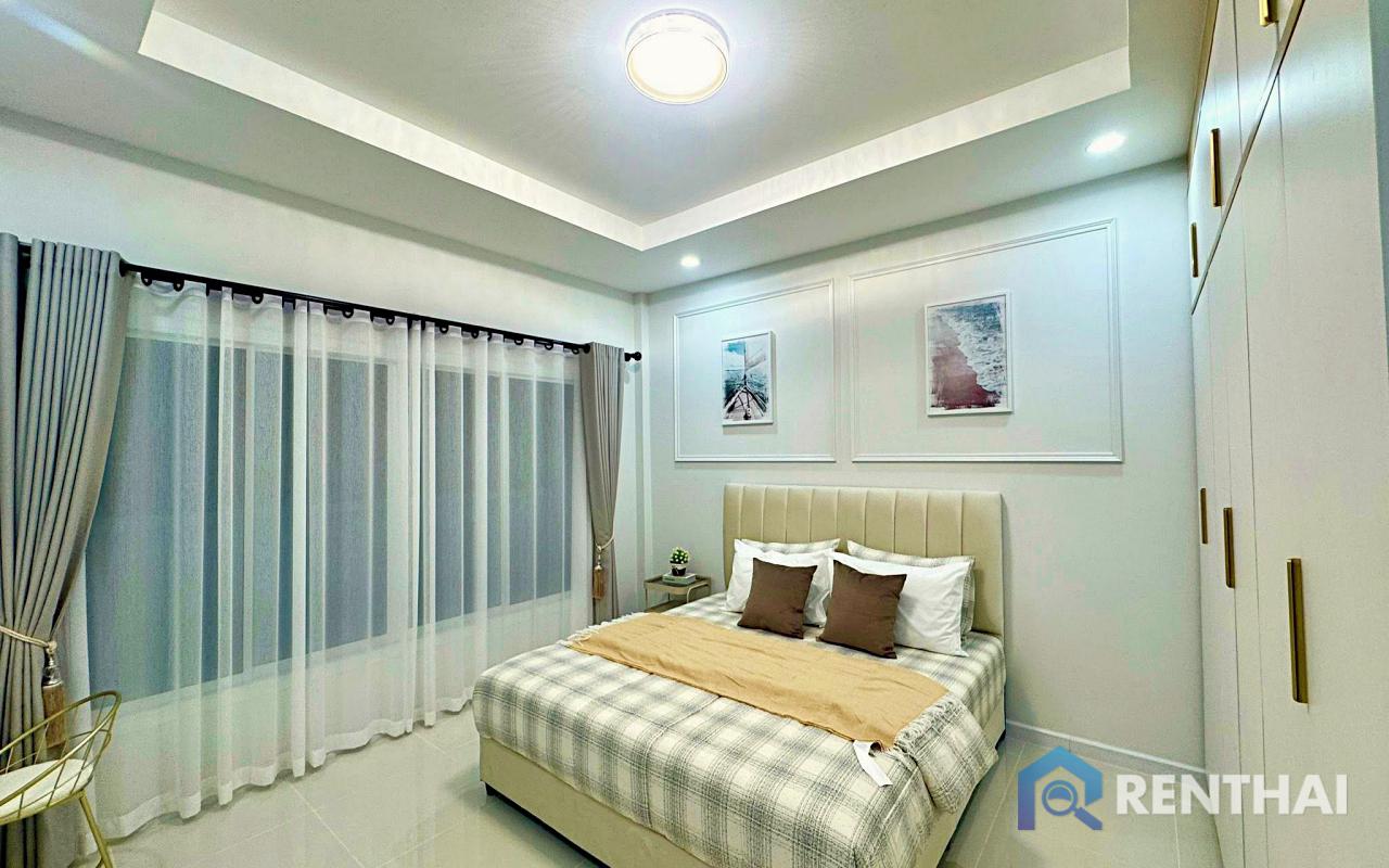 picture Modern 3-Bedroom Pool Villa in a Secure Community - 13/20