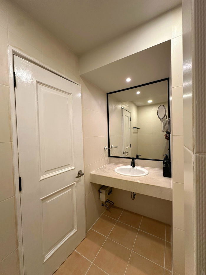 รูป ขาย City Living Ratchada คอนโด 1นอน 37ตรม. ตกแต่งพร้อมเข้าอยู่ได้เลย ติดต่อ(คุณเจษฎ์ 089-987-2251) Line id : @hatcheryAgent - รูปที่ 8/13