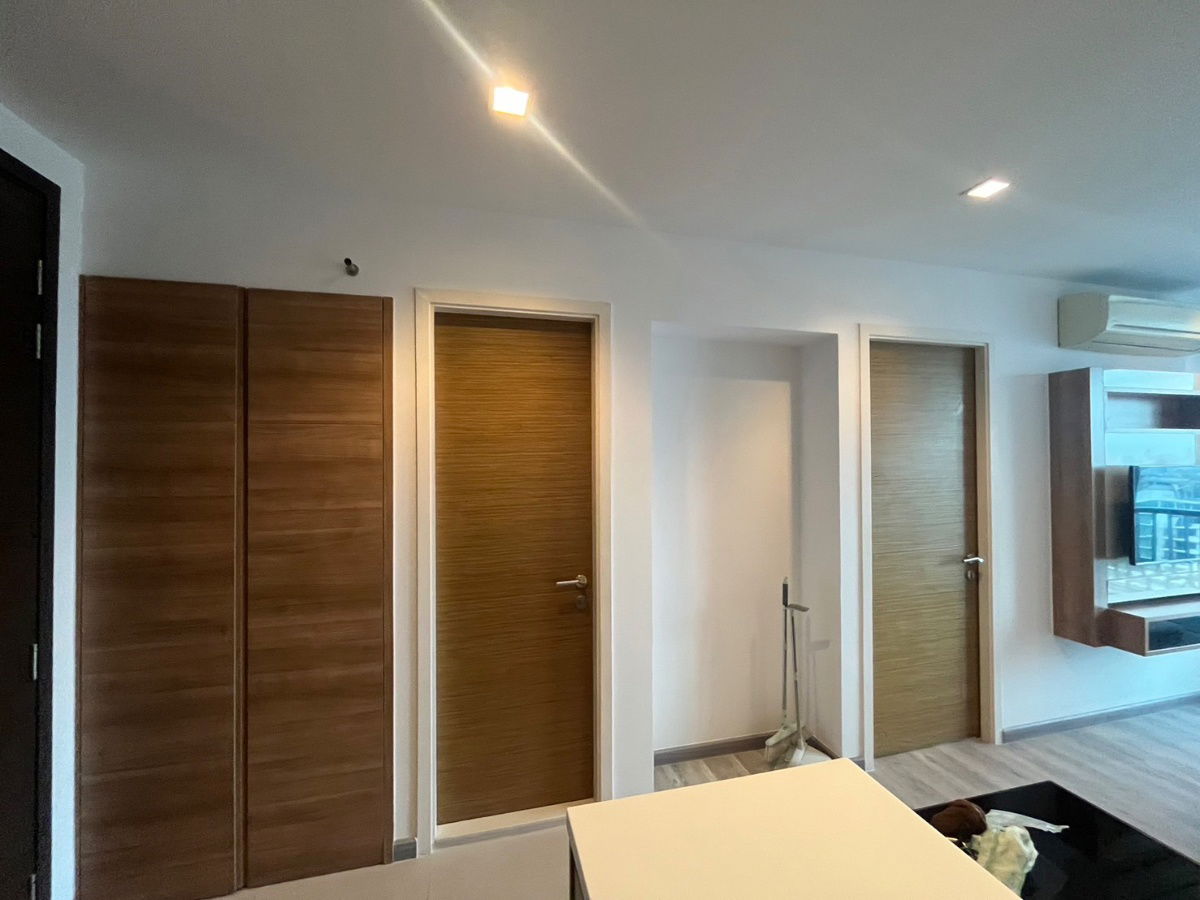 รูป T109 ให้เช่าคอนโด Rhythm Phahon-Ari (ริทึ่ม พหล-อารีย์) ห้องขนาด45ตรม. ห้องรีโนเวท เฟอร์+เครื่องใช้ไฟฟ้าใหม่ ราคาพิเศษสุด - รูปที่ 3/13