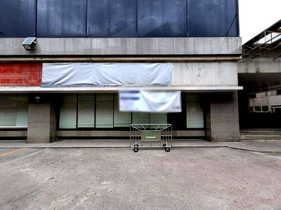 Office for sale ม.ราชภัฏวไลยอลงกรณ์ ศูนย์กรุงเทพ : FOR SALE  OFFICE PROPERTY  50830000 BAHT.