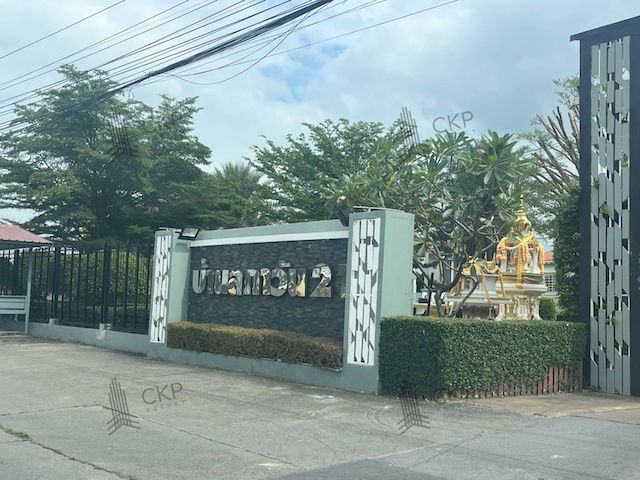 picture Two-story detached house, corner unit, in a tranquil setting on Ratchaphruek Road, near Robinson Ratchaphruek. Convenient transportation. - 8/22