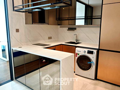 คอนโดให้เช่า : คอนโด 1-ห้องนอน ที่ ศุภาลัย ไอคอน สาทร ใกล้ MRT สีลม (ID 2005445)