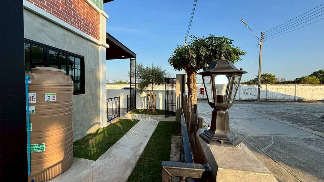 รูป ทาวน์เฮ้าส์หลังมุม แต่งใหม่ ทำลดี หมู่บ้าน วีอไลฟ์ ลำลูกกา คลอง 8 (V-Alive ลำลูกกา คลอง 8) ถ.เลียบคลอง 8 ลำลูกกา ปทุมธานี - รูปที่ 4/16