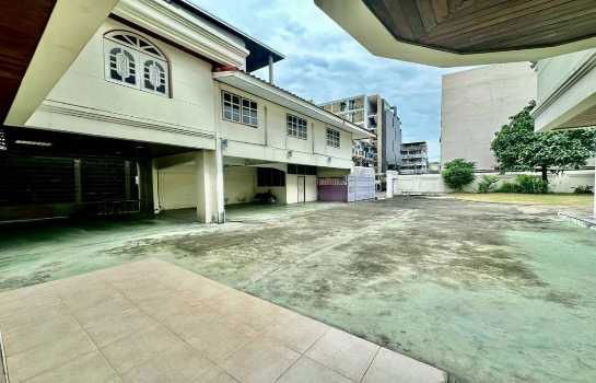 รูป ขายด่วน บ้านเดี่ยว สุทธิสาร ซอยลาดพร้าว48 ขนาด 219 ตรว 600 ตรม 6 นอน 6 น้ำ 2 ชั้น - รูปที่ 2/12