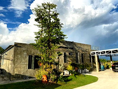 เช่าบ้านเดี่ยว ศาลากลางจังหวัดเชียงใหม่ : ให้เช่า บ้านพูลวิลล่า สันผีเสื้อ วิวเขาและทุ่งนา เป็นบ้านชั้นเดียว ยกระดับ ตกแต่ง ทันสมัย