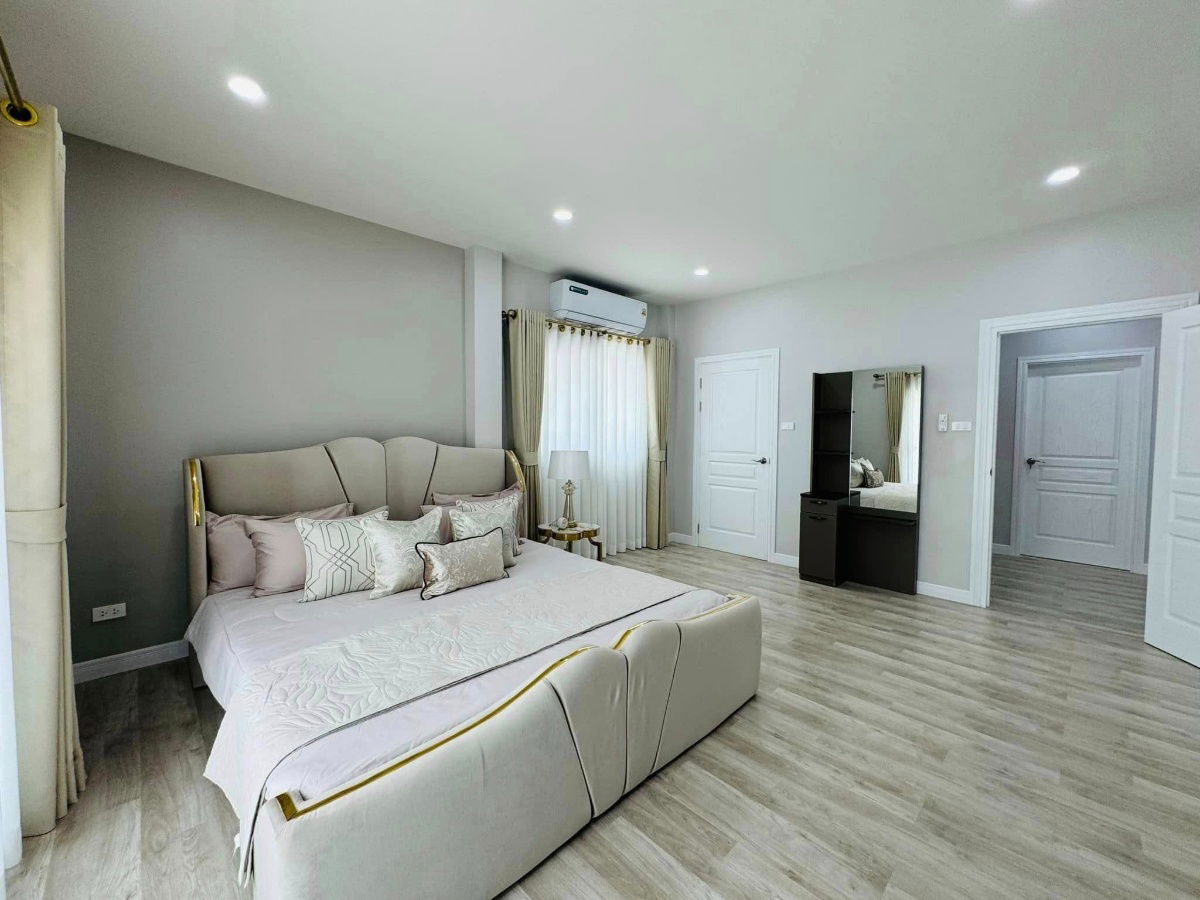 รูป ขายพูลวิลล่า 2 ชั้น ใจกลางพัทยาเหนือ ทำเลดีเดินทางสะดวก - รูปที่ 13/33