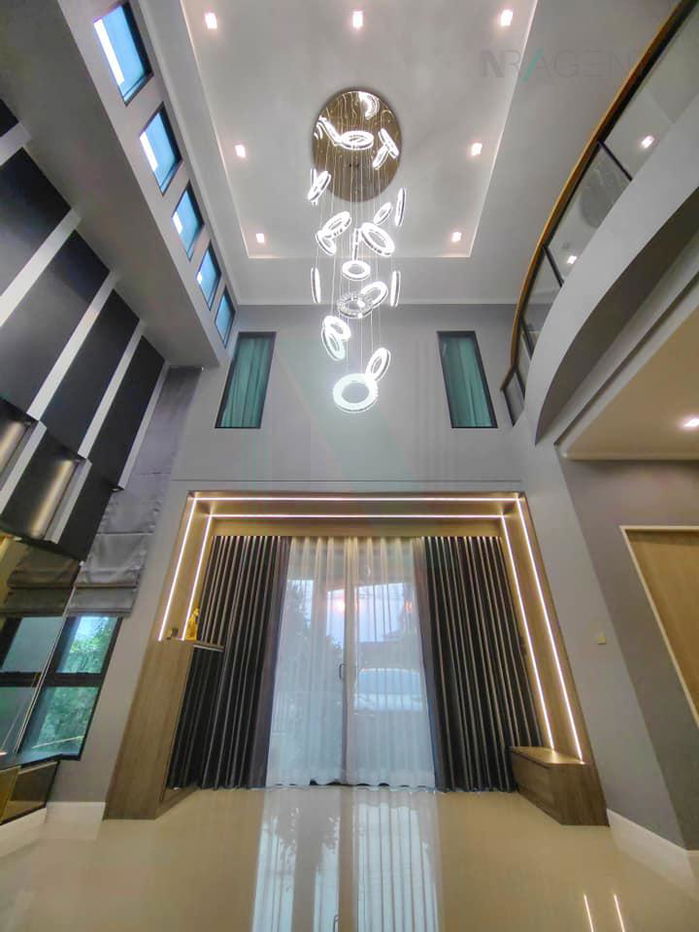 รูป ขายบ้านเดี่ยว โครงการ ศุภาลัย เอสเซ้นส์ ลาดพร้าว 2 ชั้น 6 ห้องนอน 5 ห้องน้ำ - รูปที่ 3/8