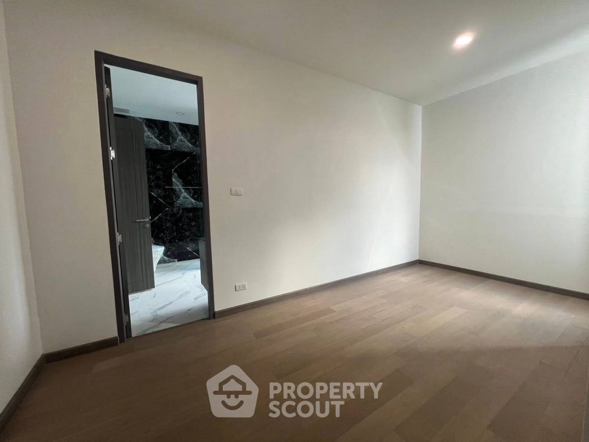 รูป บ้าน 3-ห้องนอน ที่ เดอะ มาสเตอร์ เอกมัย-สุคนธสวัสดิ์ ใน บางกร่าง (ID 2165158) - รูปที่ 8/9