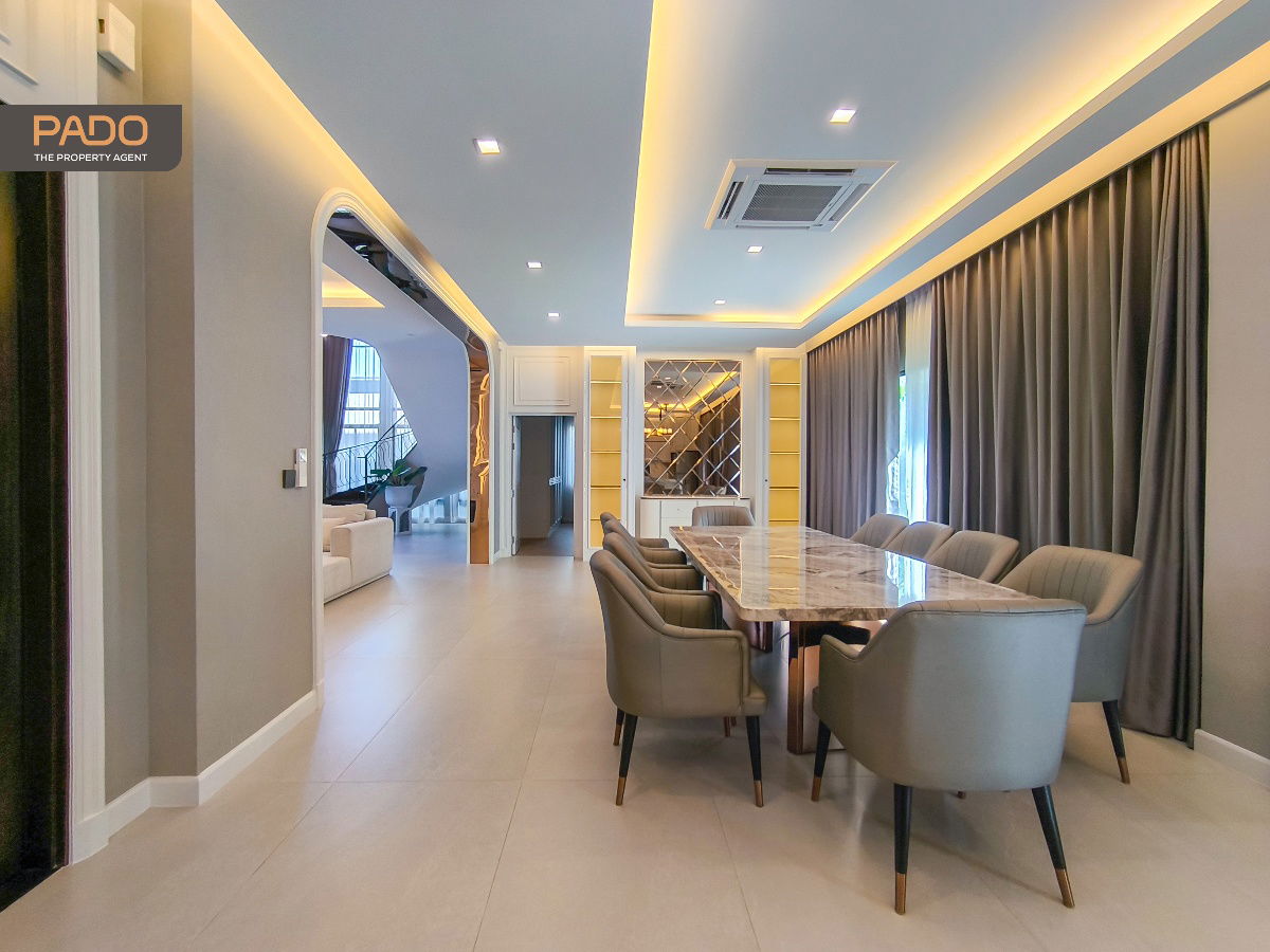 รูป ให้เช่า บ้านหรู แกรนด์ บางกอก บูเลอวาร์ด กรุงเทพกรีฑา (Grand Bangkok Boulevard Krungthepkritha) 4 ห้องนอน 5 ห้องน้ำ 4 จอดรถ - รูปที่ 8/40