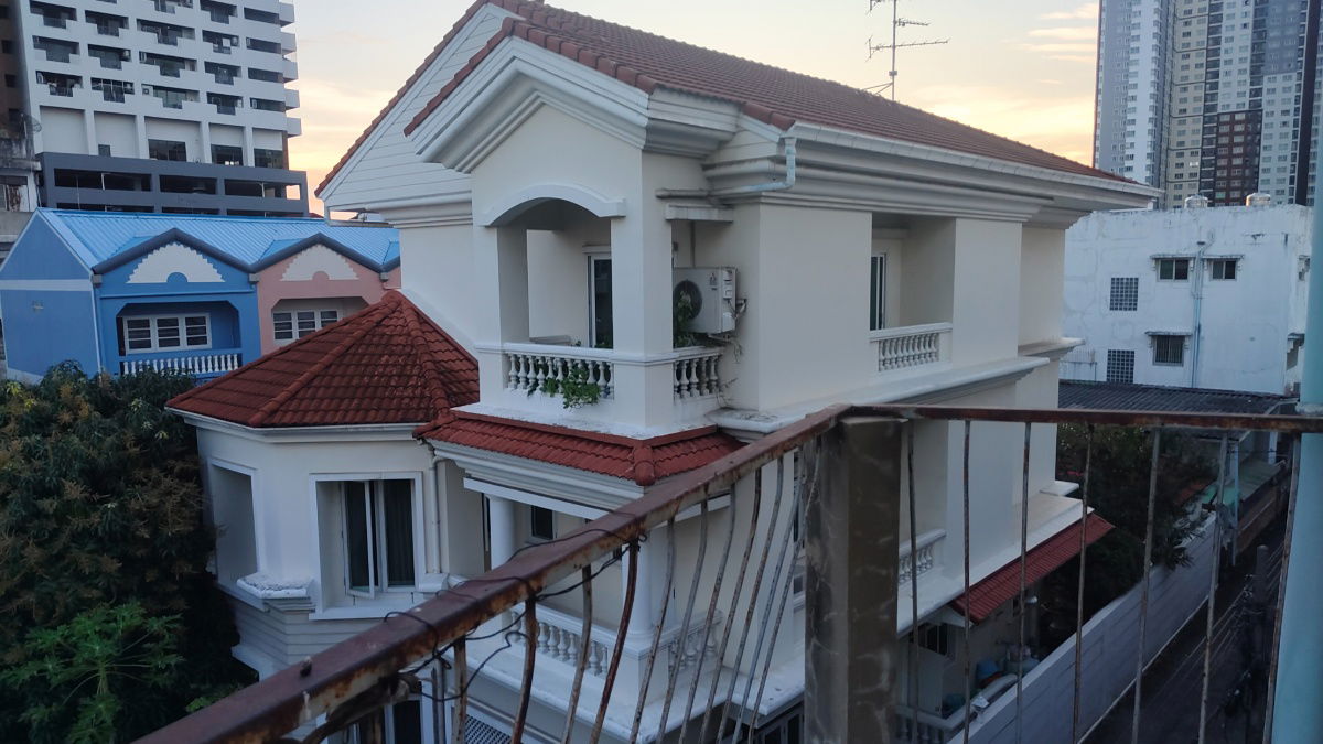 รูป ขาย ตึกแถว 3 คูหา 4 ชั้นครึ่ง ขนาด 59 ตร.ว บากองอนุสรณ์ 2 ช่องนนทรี - รูปที่ 16/31