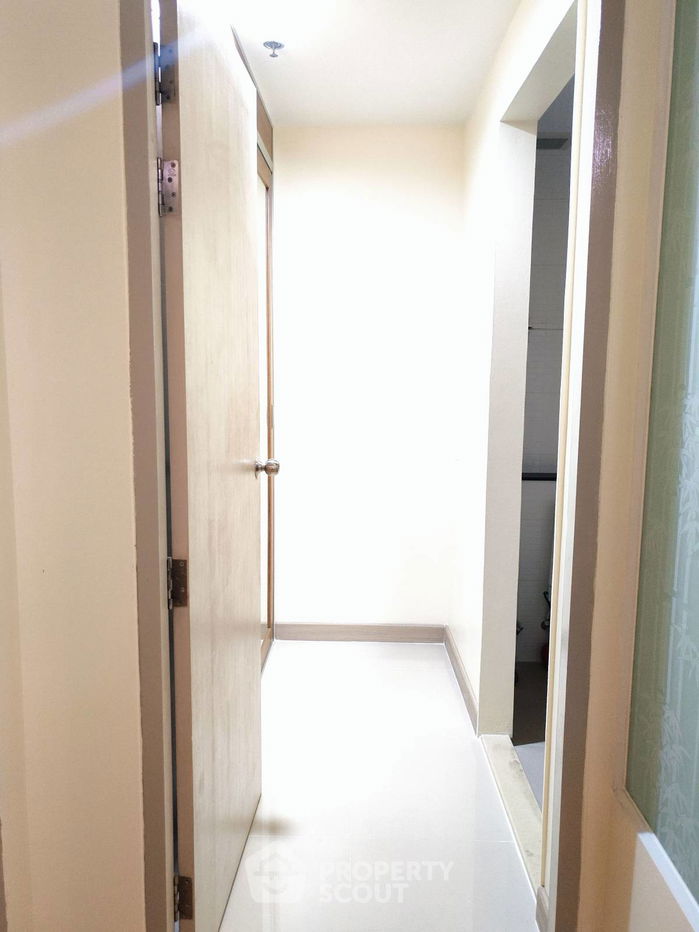 picture 2-BR Condo at Ideo Ladprao 5 near MRT Lat Phrao (ID 2469204) - 12/14