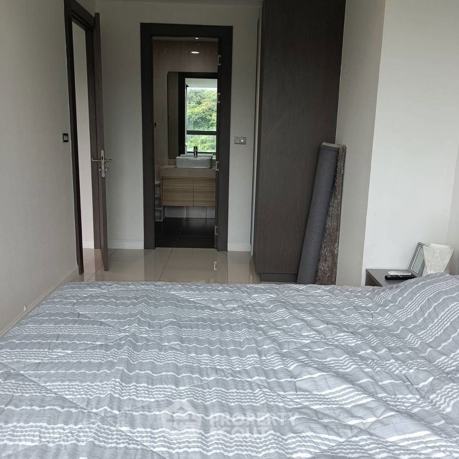 รูป คอนโด 1-ห้องนอน ที่ เดอะ พอยท์ พระตำหนัก ใกล้ ถนนพระตำหนัก พัทยา (ID 2472264) - รูปที่ 11/12