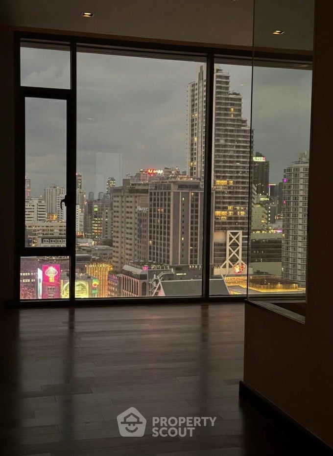 รูป คอนโด 3-ห้องนอน ที่ คิว วัน สุขุมวิท ใกล้ BTS นานา (ID 2471926) - รูปที่ 6/10