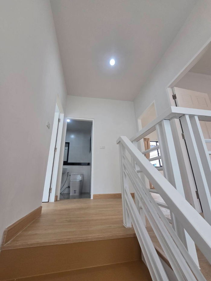 รูป บ้านแฝด ตกแต่งรีโนเวทใหม่ ทำเลดี กว้างขวาง พร้อมเฟอร์ฯสวยๆ หมู่บ้าน พร้อมพัฒน์ไพร์ม ซ.25 ถนนปัญญาเนเชอรัลปาร์ค ปัญญาอินทรา คลองสามวา - รูปที่ 30/44