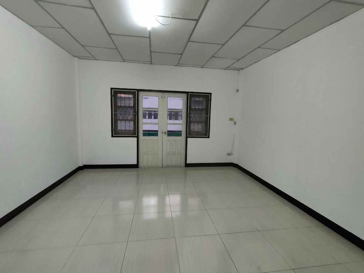 รูป ขายตึกแถวคู้บอน27 แยก44 รามอินทรา บางเขน กทม - รูปที่ 8/16