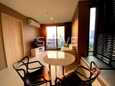 Condos for rent : 1 Bed 48 sq.m. Good Location Close to BTS Ekkamai 500 m. & Gateway, Major Ekkamai at Rhythm Sukhumvit 42 Condo / For Rent