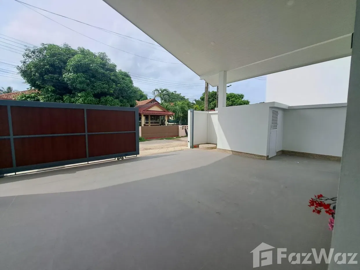 picture 3 Bedroom Villa for sale in Rawai, Phuket 5922749 - 3/16