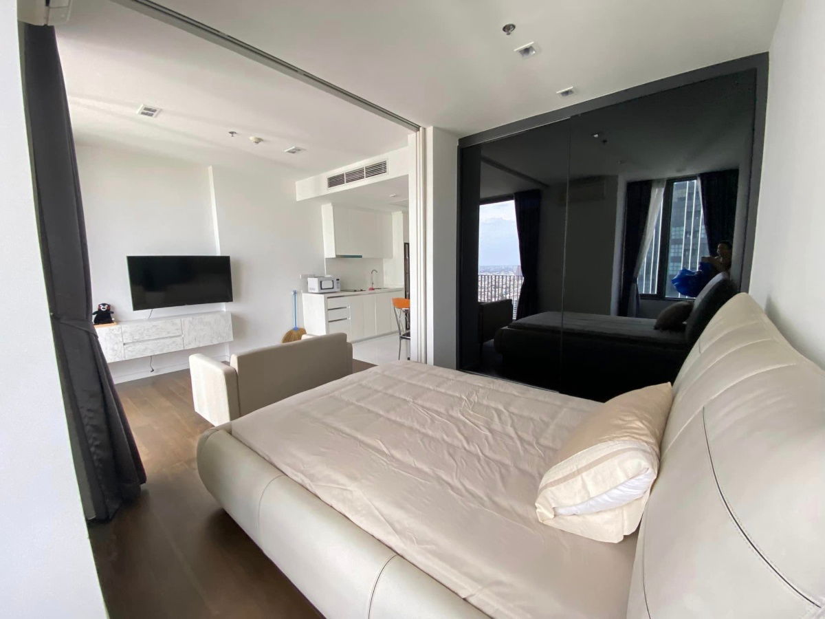 picture 🎈#MT2307_465🎈💥Urgent💥 Available December 30, 2025. Click quickly before it's gone‼️ For Rent 25k.🔥🔥 Nara 9 by Eastern Star Condo - 4/14