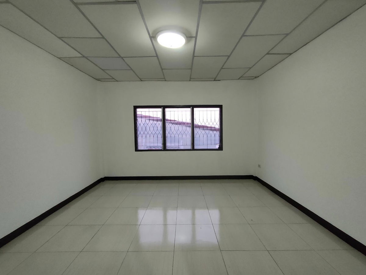 รูป ขายตึกแถวคู้บอน27 แยก44 รามอินทรา บางเขน กทม - รูปที่ 6/16