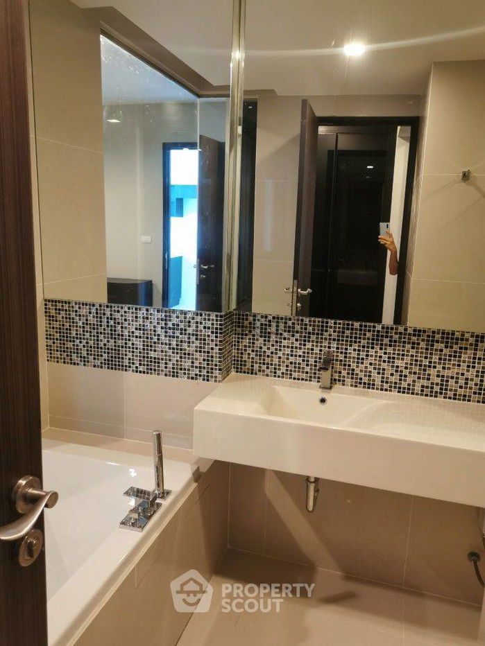 รูป คอนโด 1-ห้องนอน ที่ ริทึ่ม สุขุมวิท 44/1 ใกล้ BTS พระโขนง (ID 558249) - รูปที่ 5/6