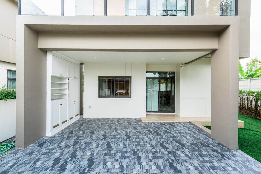 รูป ให้เช่า! บ้านเดี่ยวหลังมุม เอสเกต พรีเมี่ยม ราชพฤกษ์ เฟอร์ฯ + เครื่องใช้ไฟฟ้าครบชุด พร้อมเข้าอยู่ได้ทันที! - รูปที่ 2/32