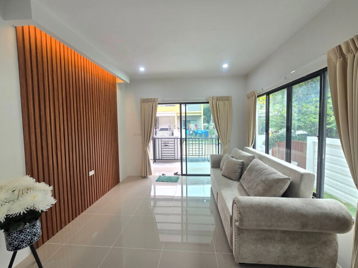 รูป บ้านแฝด ตกแต่งรีโนเวทใหม่ ทำเลดี กว้างขวาง พร้อมเฟอร์ฯสวยๆ หมู่บ้าน พร้อมพัฒน์ไพร์ม ซ.25 ถนนปัญญาเนเชอรัลปาร์ค ปัญญาอินทรา คลองสามวา - รูปที่ 16/44