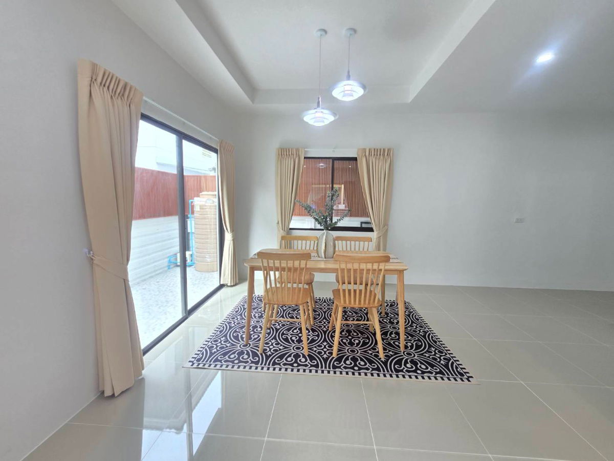 รูป บ้านแฝด ตกแต่งรีโนเวทใหม่ ทำเลดี กว้างขวาง พร้อมเฟอร์ฯสวยๆ หมู่บ้าน พร้อมพัฒน์ไพร์ม ซ.25 ถนนปัญญาเนเชอรัลปาร์ค ปัญญาอินทรา คลองสามวา - รูปที่ 14/44