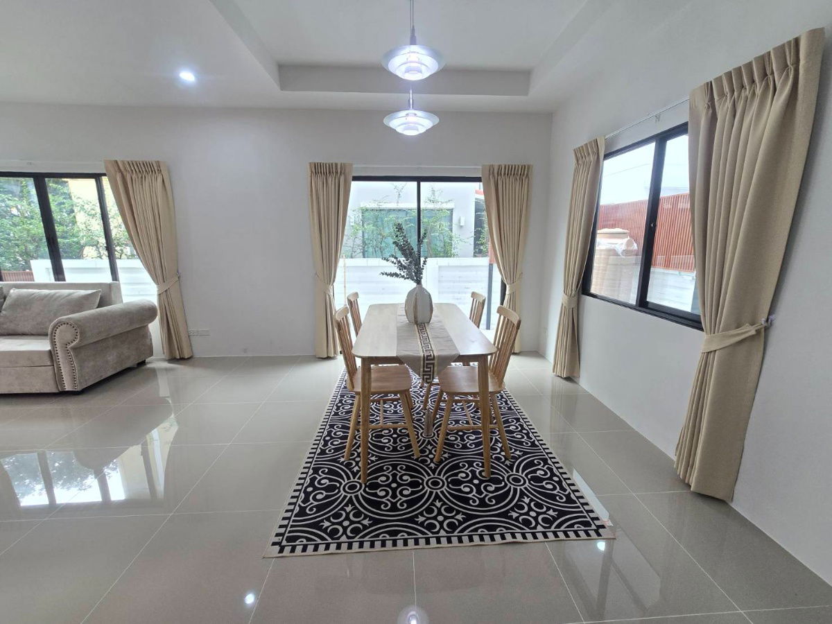 รูป บ้านแฝด ตกแต่งรีโนเวทใหม่ ทำเลดี กว้างขวาง พร้อมเฟอร์ฯสวยๆ หมู่บ้าน พร้อมพัฒน์ไพร์ม ซ.25 ถนนปัญญาเนเชอรัลปาร์ค ปัญญาอินทรา คลองสามวา - รูปที่ 27/44