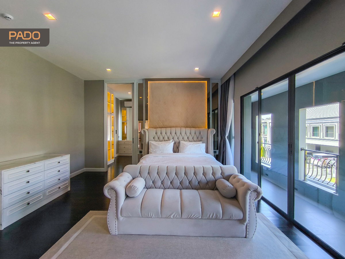 รูป ให้เช่า บ้านหรู แกรนด์ บางกอก บูเลอวาร์ด กรุงเทพกรีฑา (Grand Bangkok Boulevard Krungthepkritha) 4 ห้องนอน 5 ห้องน้ำ 4 จอดรถ - รูปที่ 17/40