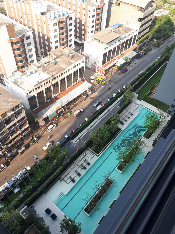 picture For Rent: Ideo Sukhumvit 93 – High Floor 1-Bedroom Condo Near BTS Bang Chak (80 m) - 10/19