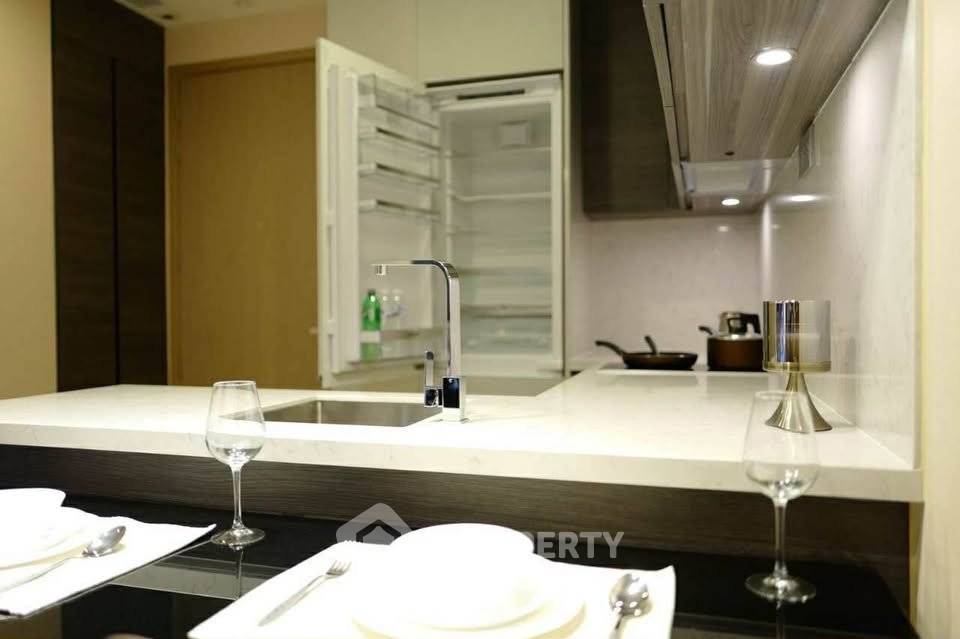 รูป คอนโด 1-ห้องนอน ที่ ดิ เอส อโศก ใกล้ MRT สุขุมวิท (ID 2451591) - รูปที่ 3/10