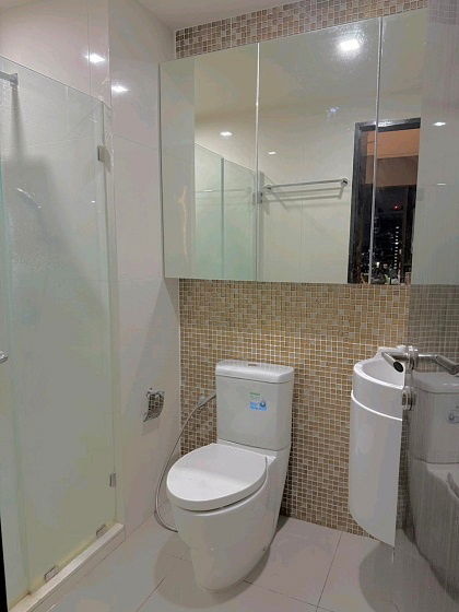 รูป คอนโด Rhythm Asoke แบบ 1 ห้องนอน 34 ตรม. ชั้น 36 มีเครื่องซักผ้า เพียง 18,000 บาท เท่านั้น - รูปที่ 8/9