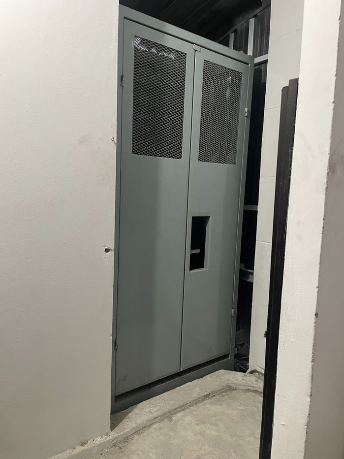 รูป (รีโนเวทพร้อมอยู่) ขายอาคารพาณิชย์ 1 ห้อง (4 ชั้นครึ่ง) ถนนเข้าตลาดสี่มุมเมือง แหลมฉบัง - รูปที่ 6/6