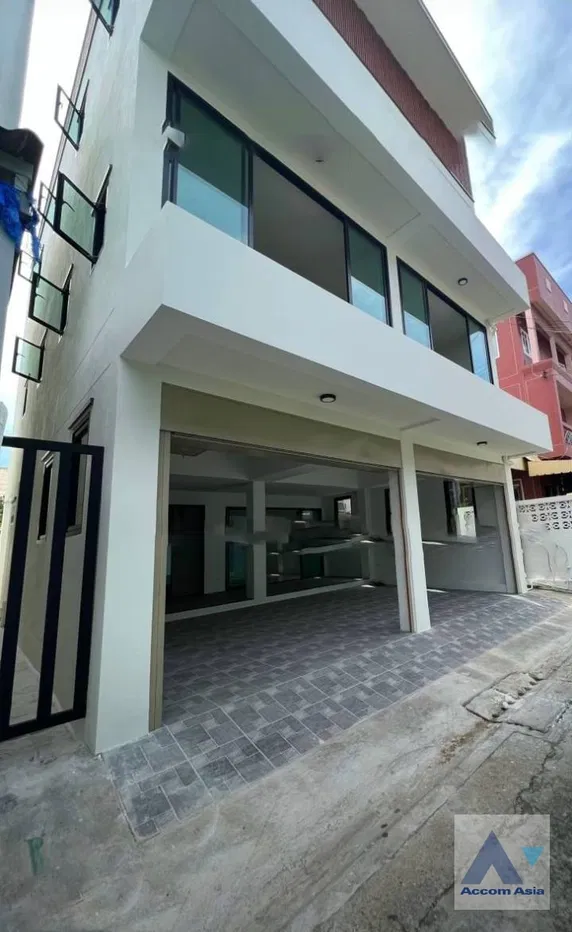 รูป 🔼🔽 AccomA 📩 Home Office 3 BR House in Phra Khanong Nuea (AA35409) - รูปที่ 1/16