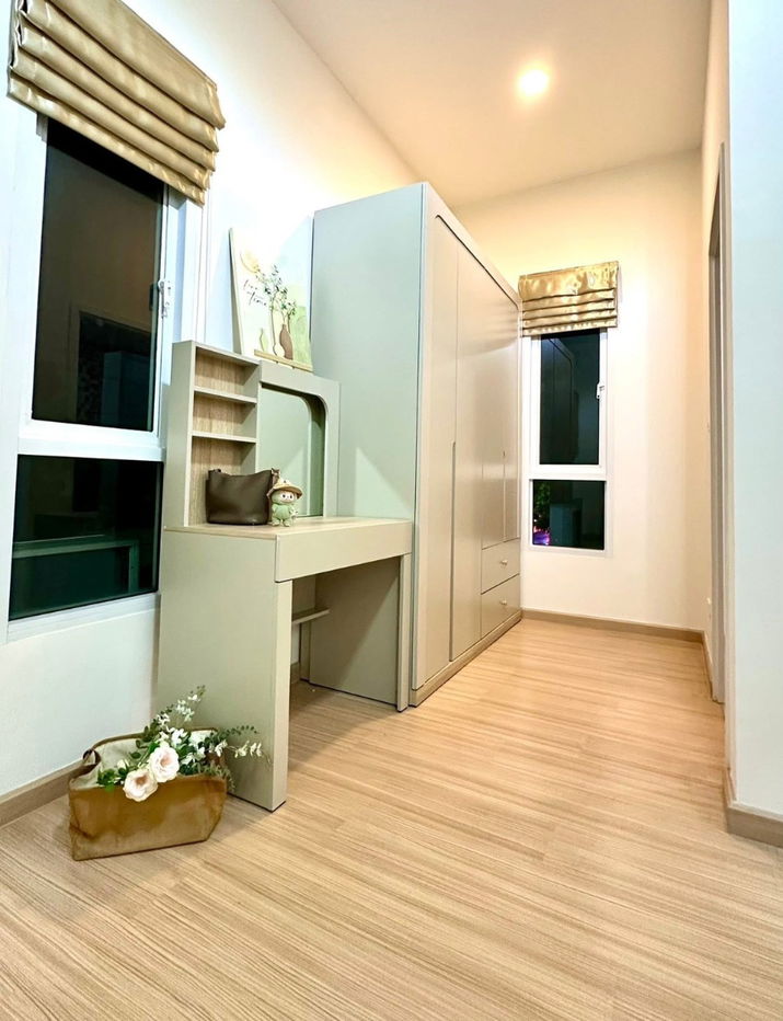 รูป 🚨 ให้เช่าบ้าน เจ วิลล่า แพรกษา 4 ห้องนอน 3 ห้องน้ำ 2 ที่จอดรถ ครัวไทยพร้อมใช้งาน เครื่องใช้ไฟฟ้าครบทั้งบ้าน 25,000 บาท/เดือน - รูปที่ 17/20