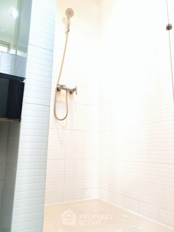 picture 2-BR Condo at Ideo Ladprao 5 near MRT Lat Phrao (ID 2469204) - 5/14