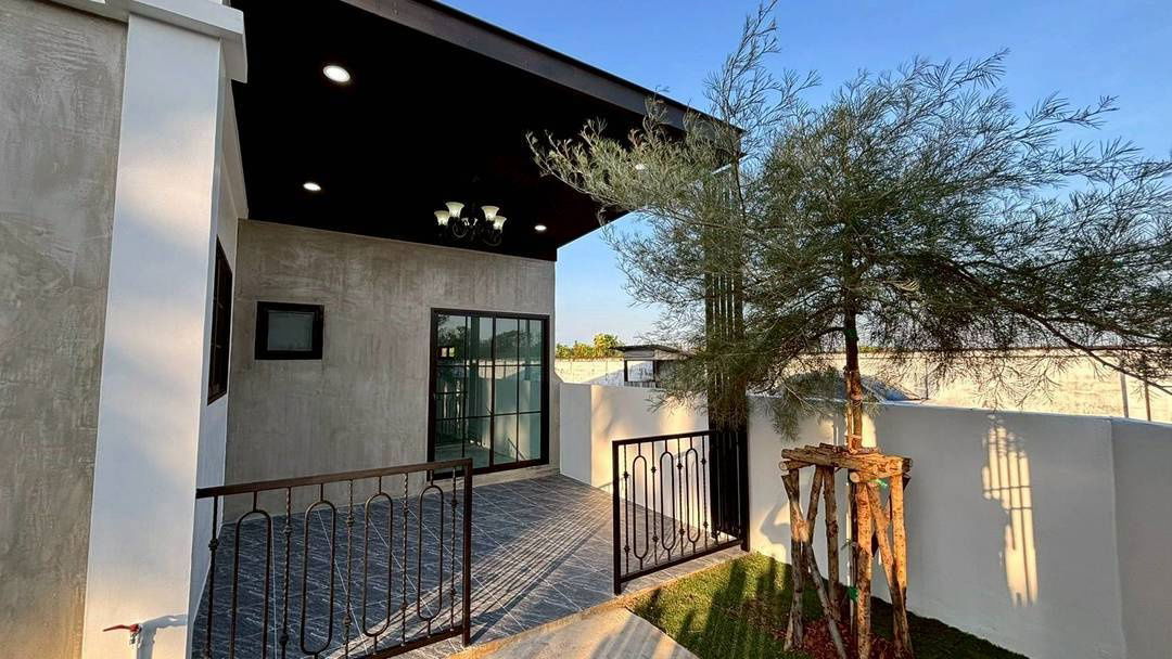 รูป ทาวน์เฮ้าส์หลังมุม แต่งใหม่ ทำลดี หมู่บ้าน วีอไลฟ์ ลำลูกกา คลอง 8 (V-Alive ลำลูกกา คลอง 8) ถ.เลียบคลอง 8 ลำลูกกา ปทุมธานี - รูปที่ 5/16