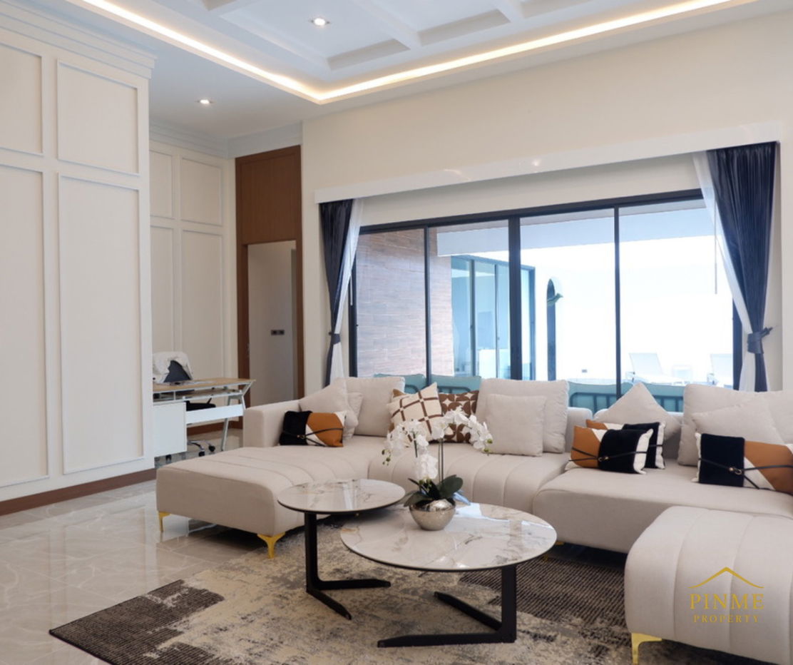 picture Baan Mae Bibury Luxury Pattaya Home with Private Pool - 8/18