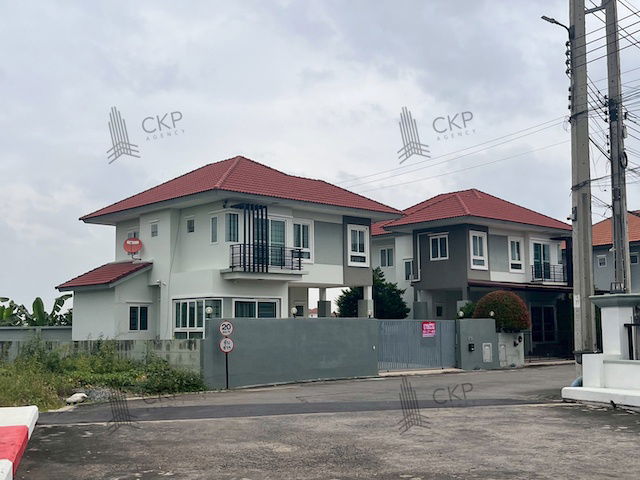 picture Two-story detached house, corner unit, in a tranquil setting on Ratchaphruek Road, near Robinson Ratchaphruek. Convenient transportation. - 4/22