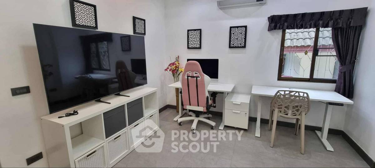 รูป บ้าน 3-ห้องนอน ที่ นทีกานต์ ปาร์ค วิว ใกล้ อ่างเก็บน้ำมาบประชัน (ID 2472359) - รูปที่ 10/18