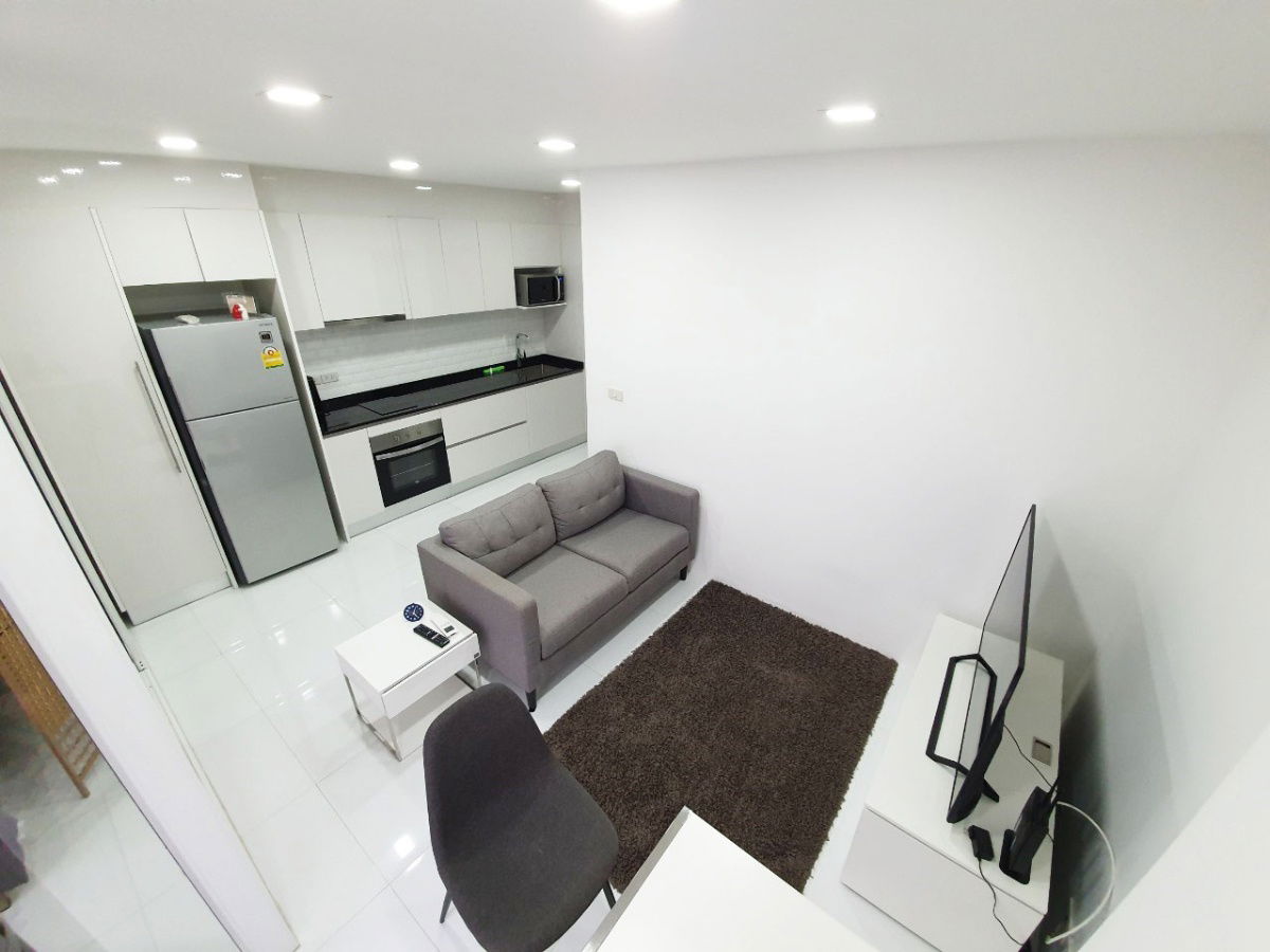 รูป *ห้องว่างให้ Prime Suites สุขุมวิท18 ชั้น 8 1 ห้องนอน 1 ห้องน้ำ 35ตรมทำใหม่ทำเลดี ราคา 15,000 บาท - รูปที่ 2/45