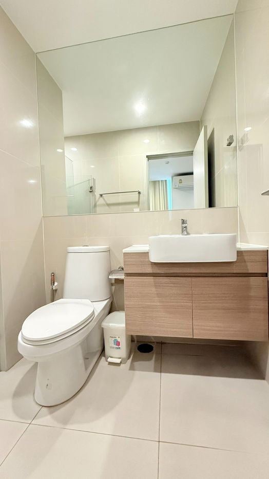 รูป Available for rent! Noble Revolve Ratchada 2, 1 Bedroom with 28sqm. Fully furnished+ high floor, Ready to move in - รูปที่ 8/9