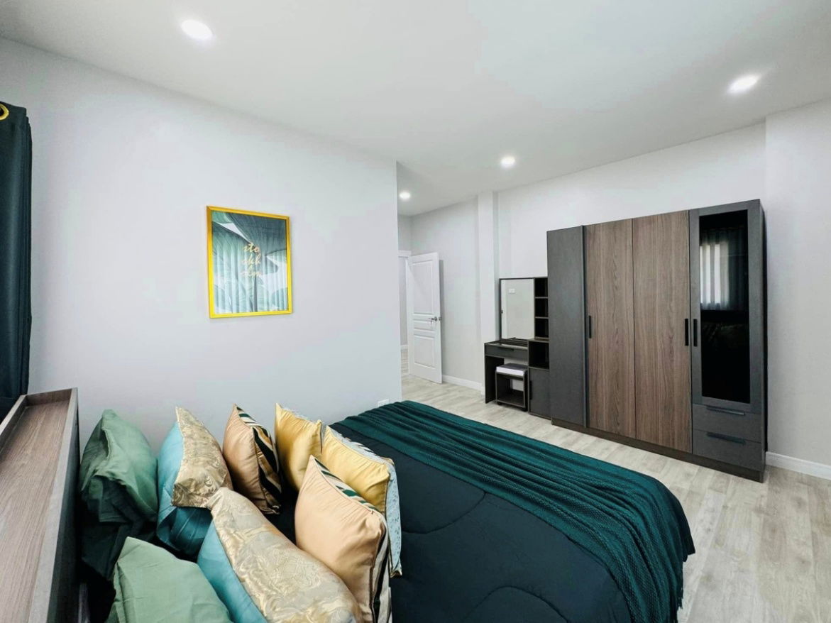 รูป KT0018📲LineID @556ryccg🏡บ้านพูลวิลล่าพัทยาเหนือ 60ตรว 350ตรม 4ห้องนอน เฟอร์นิเจอร์ครบ พร้อมสระน้ำ - รูปที่ 17/25